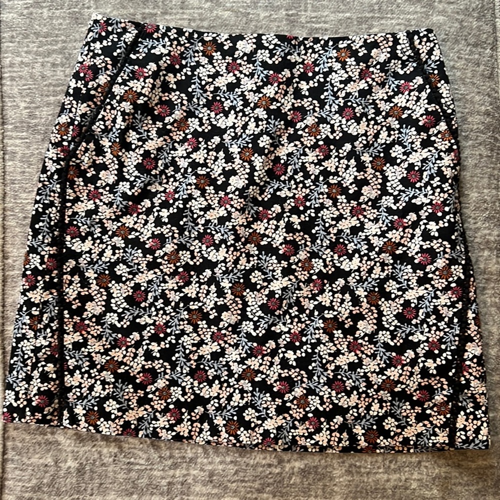 Loft skirt